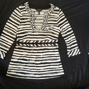 BCBG Womens Black & white striped top shells sz M